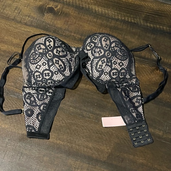 NWT VS VERY SEXY PUSH UP BRA - Picture 2 of 7
